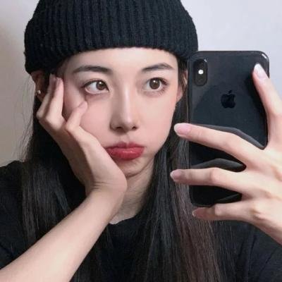 摄影师贝尔蒂与海豚零距离