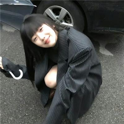 雨中的秋城